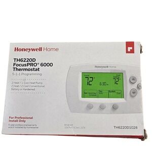 Honeywell Home TH6220D FocusPRO 6000 Thermostat programmable 5-1-1  Brand New OB